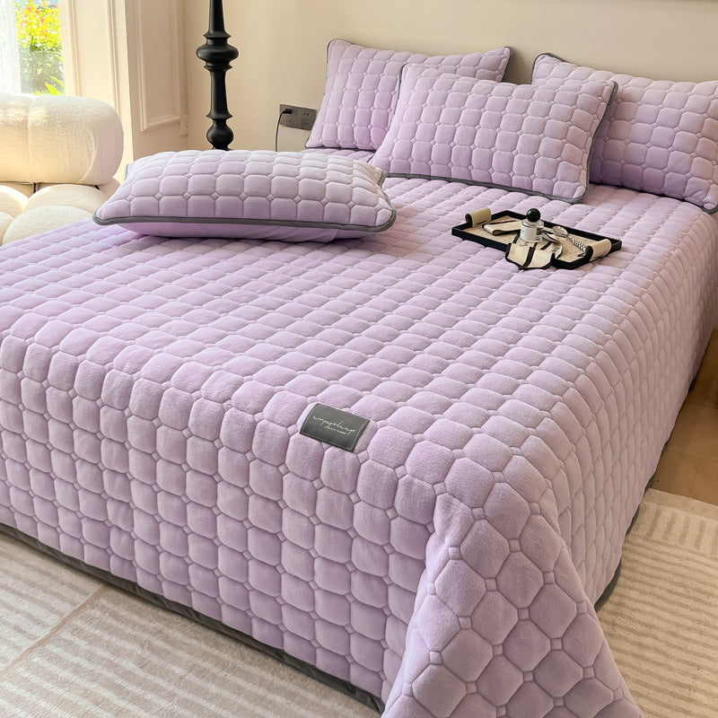 Weiche Tagesdecke mit quadratischer Textur